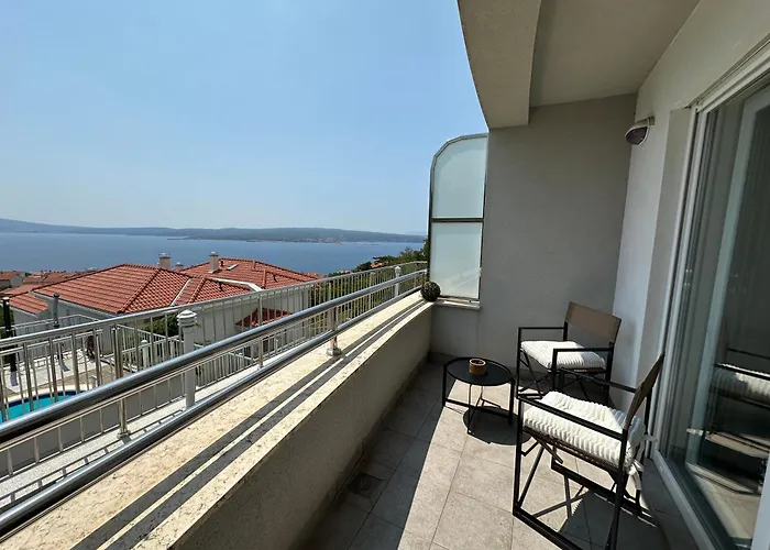 The View With Pool - Crikvenica