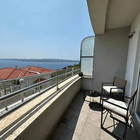 The View With Pool - Crikvenica